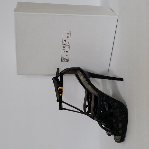 Versace Collection T-Strap Sandals *RARE* - Picture 5 of 13